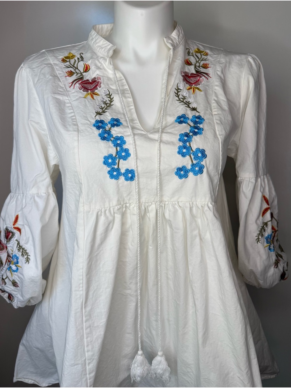 Women’s Embroidered Bohemian White Peasant Floral Blue Floral Tunic Dress/Top(L) - Picture 13 of 15